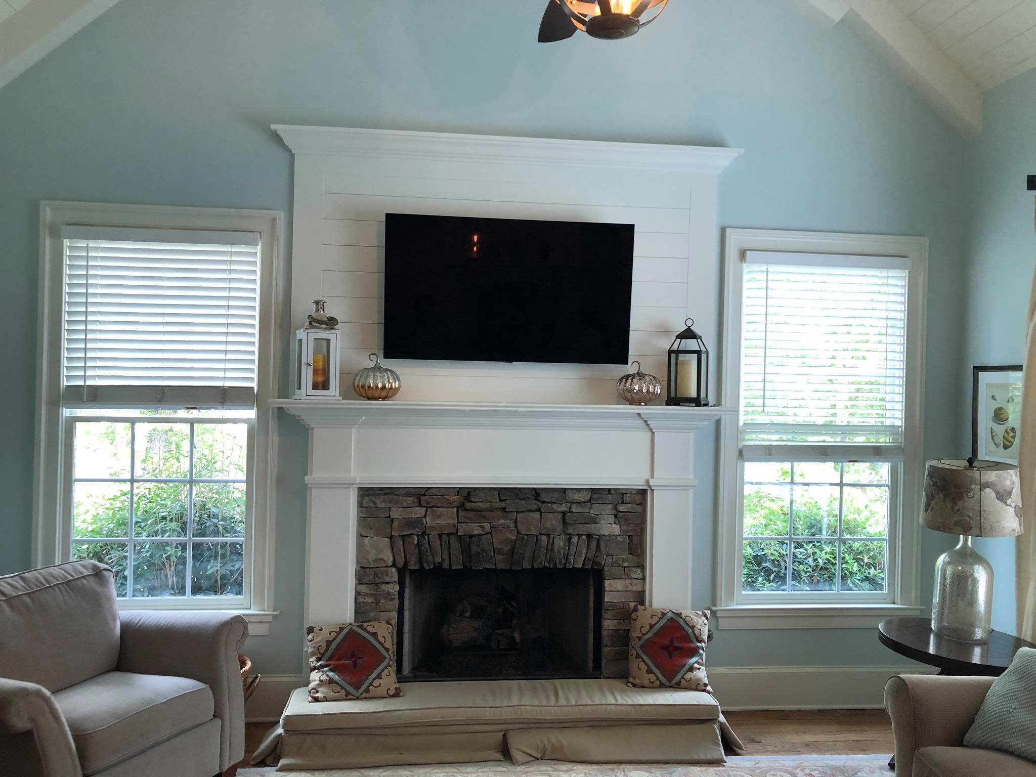 Fireplace Mantel and Trim Painted White 3