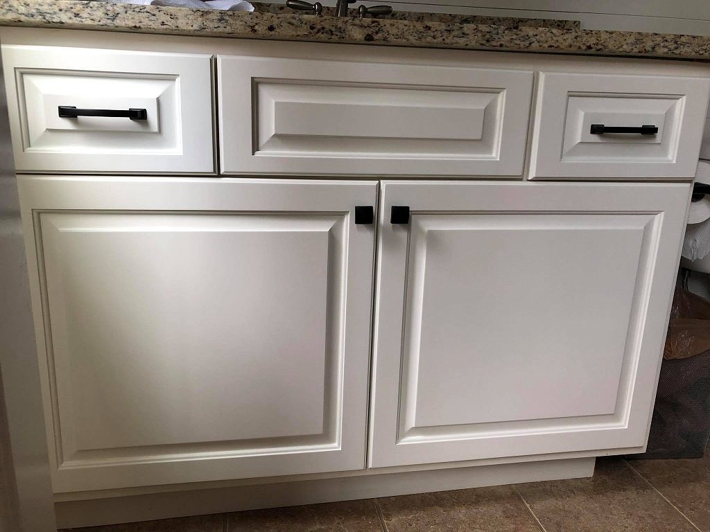 Cabinets and Drawers Painting & Refinishing near Fayetteville