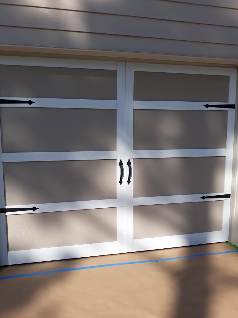 Custom garage Door Painting with Trim 1