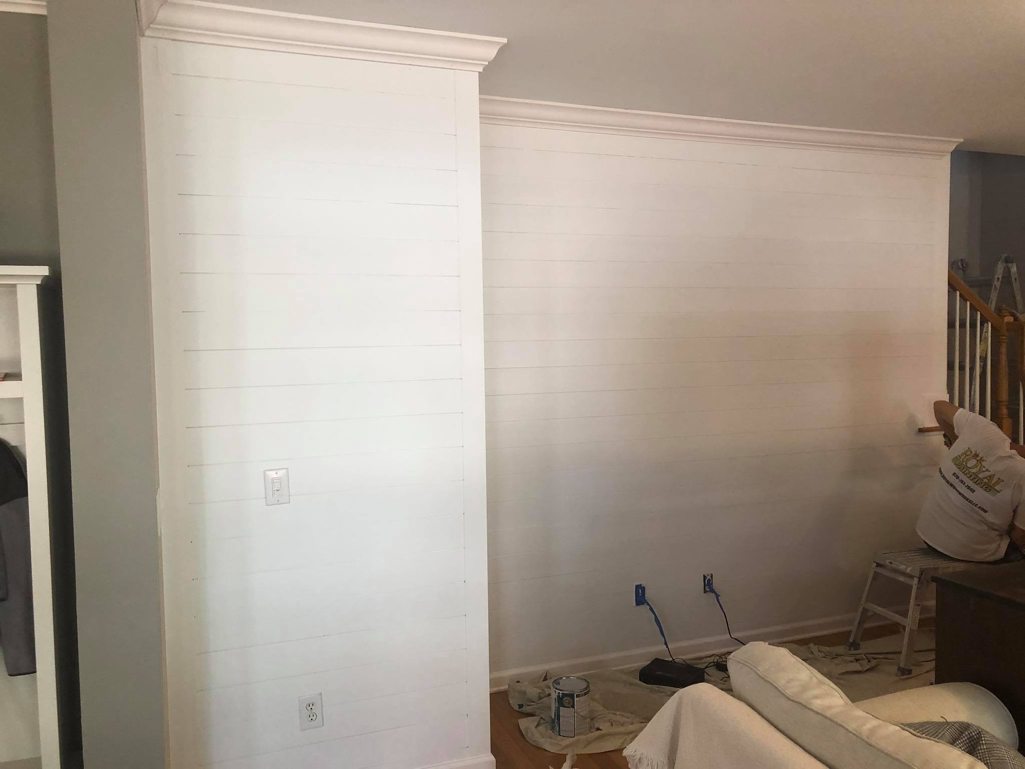 Shiplap Walls and Crown Molding Installation near Peachtree City Ga