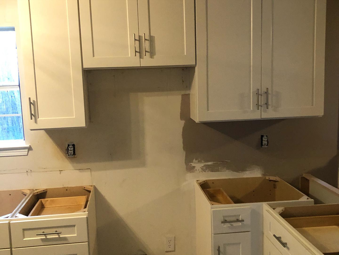 Shaker Antique White Kitchen Cabinets Installed 3
