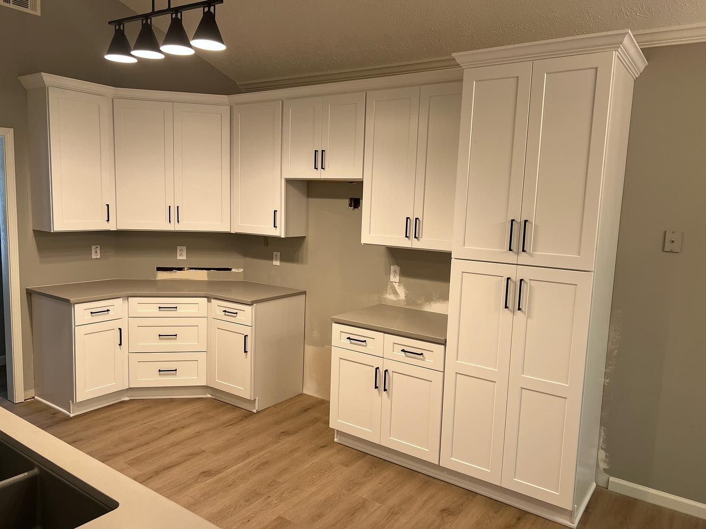 10x10 Shaker White Kitchen Cabinets Installation